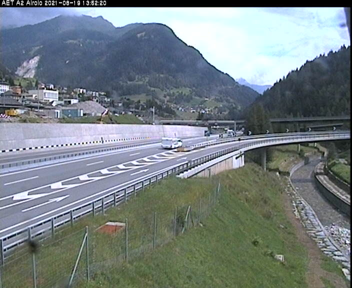 <h2>Caméra autoroute Suisse - Autoroute A2 - Airolo-Sud, avant le Tunnel du Gothard</h2>